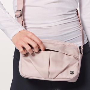 Lululemon City Adventurer Crossbody 3L